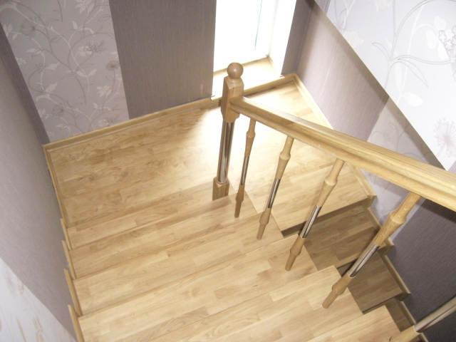 Elementy z Drewna Dębowego